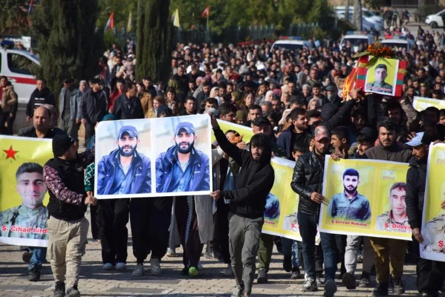 Gelê Kobanê 2 pakrewanên xwe oxir kirin