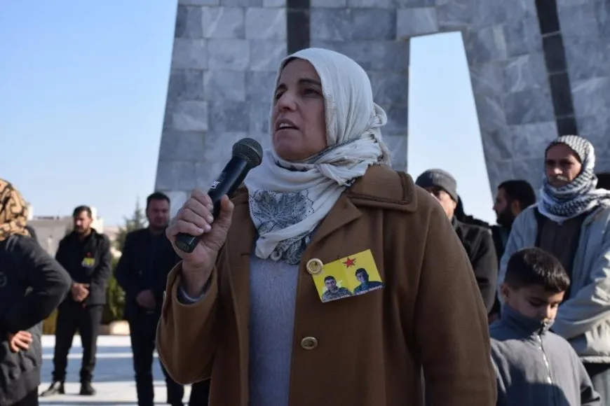 Gelê Kobanê 2 pakrewanên xwe oxir kirin