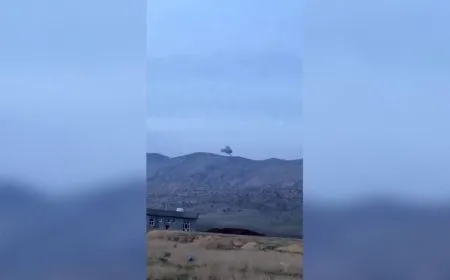 Dewleta Tirk çiyayê Xêrê yê Dihokê bombebaran kir