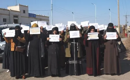 Jinên li Dêrazorê piştgirî da berxwedana jinên li Bakurê Kurdistanê