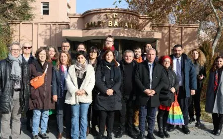 Şandeya navneteweyî ji bo hevdîtina bi Rêber Abdullah Ocalan re serlêdan kir