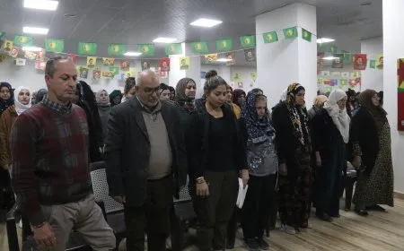 Di civînên gel de bûyerên dawîn hatin şîrovekirin