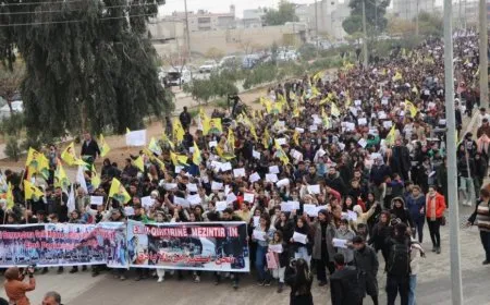 Şêniyên Qamişloyê banga hevgirtinê kir 