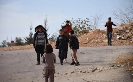 ‘Hêviyên me naşikên, em ê vegerin Efrîna rengîn’
