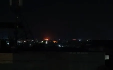 Depo û alavên leşkerî rejîmê yên li herêmê hatin bombebarankirin