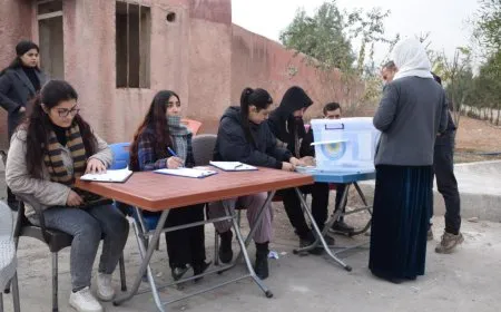 Fewaz Ehmed: Em ê alîkariya koçberan bê navber bidomînin