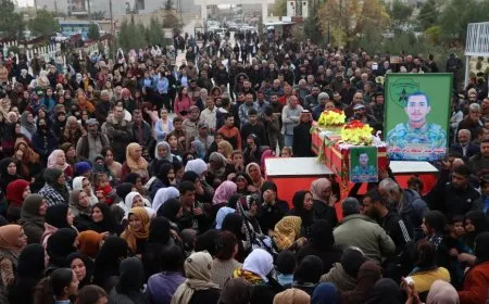 Cenazeyê şehîd Cano Qamişlo spartin axê