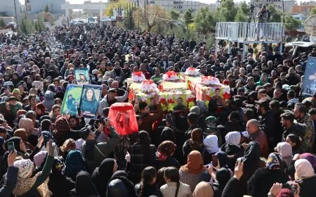 Bi hezaran kes beşdarî merasîma 5 şehîdan bûn 