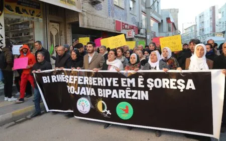 Li Nisêbînê ji bo Rojava meşa li dijî dagirkeriyê