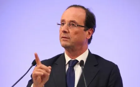 François Hollande: Hişyar dikim, êrîşek li ser Kurdan nayê qebûlkirin!