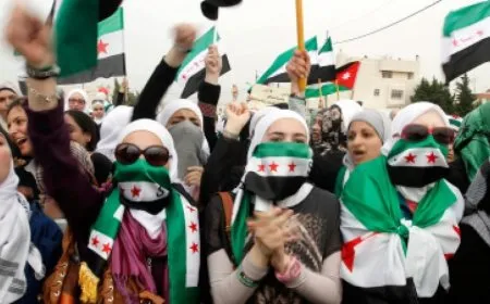 Bi sedan Sûriyeyî banga beşdarbûna jinan li xebata siyasî kir
