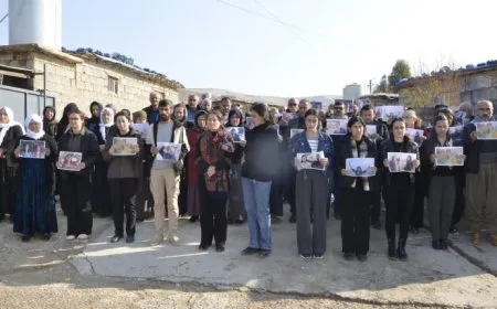 Cîhan Bîlgîn û Nazim Daştan li Mexmûrê hatin bibîranîn