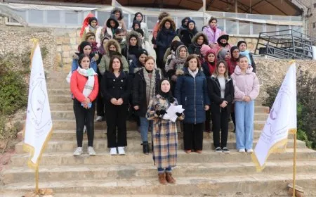 Meclisa Jinan a Sûriyeyê banga hevgirtinê li jinan kir