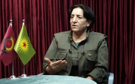 Sozdar Avesta: Kurd û gelên din dikarin îradeyek hevpar ava bikin 
