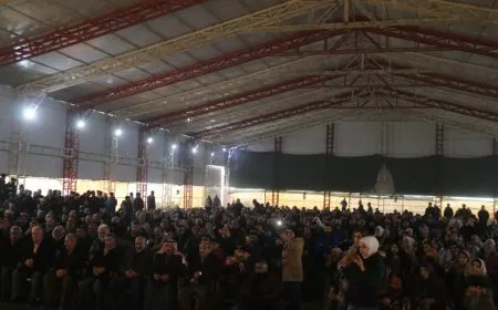 Şêx Murşîd El Xeznewî bi xelkê Amûdê re civiya