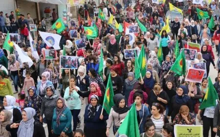 Jinên ji Helebê: Êrişên dewleta Tirk nikarin vîna gelê bi hêzên xwe re bişikîne