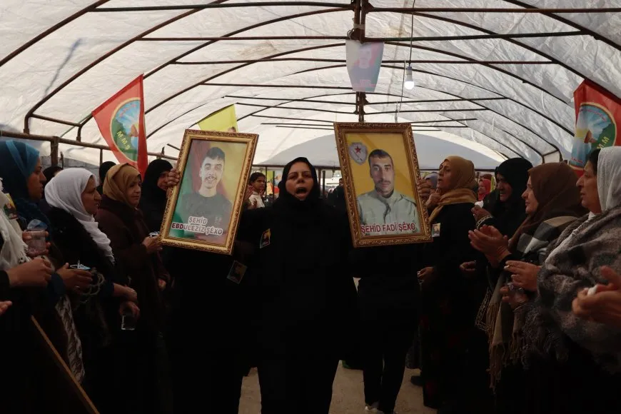 Şêniyên Qamişloyê sersaxî da malbata şehîd Ebdulezîz Şêxo