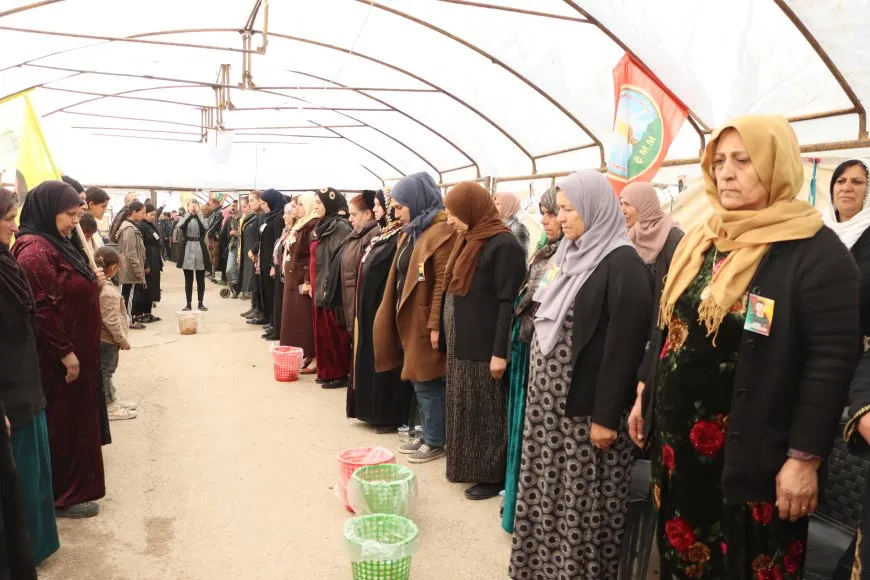 Şêniyên Qamişloyê sersaxî da malbata şehîd Ebdulezîz Şêxo