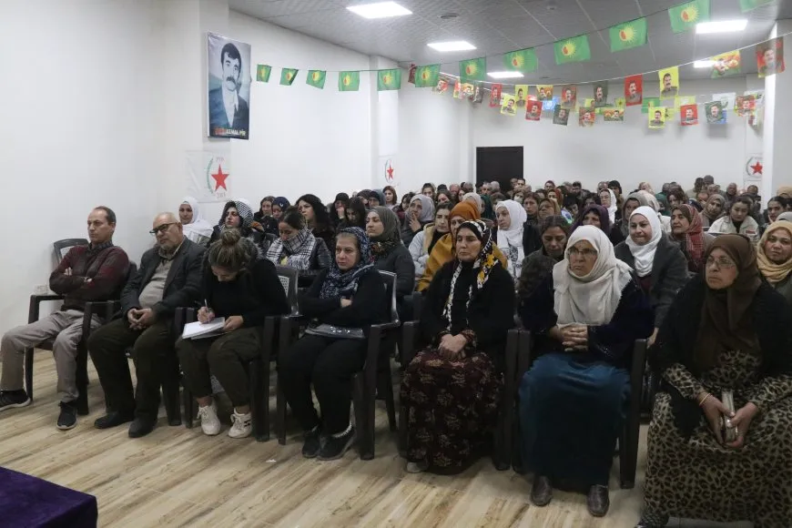 Di civînên gel de bûyerên dawîn hatin şîrovekirin