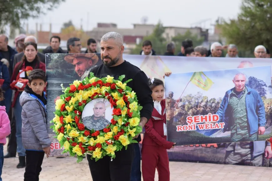 Şehîd Ronî Welat li ser gora xwe hat bibîranîn
