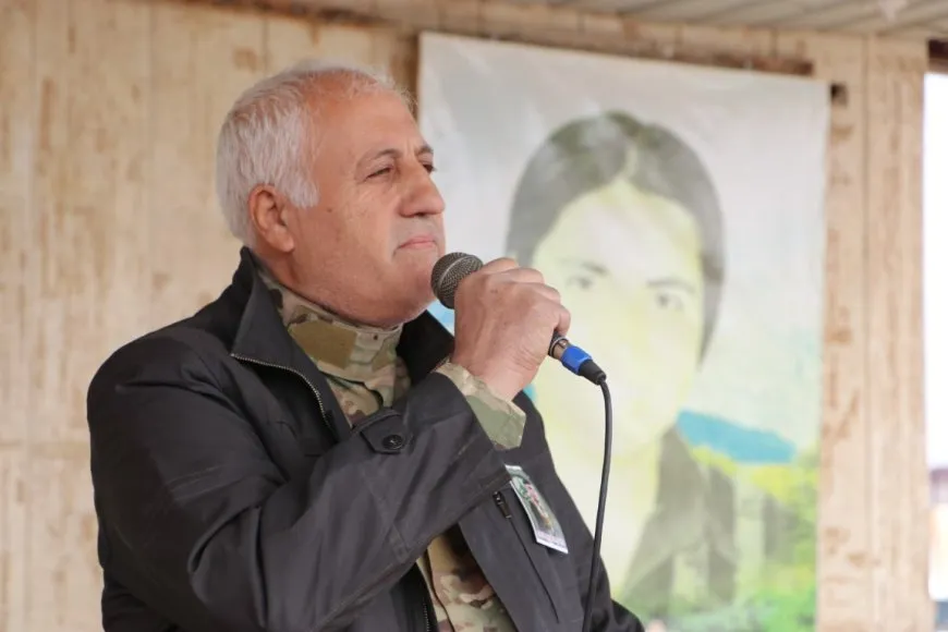Şêniyên Hesekê û koçberan cenazeyên 3 şehîdan oxir kirin
