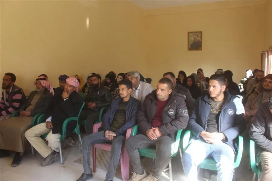 Şerê gel ê şoreşgerî mijara semînerê bû li Til Hemîsê