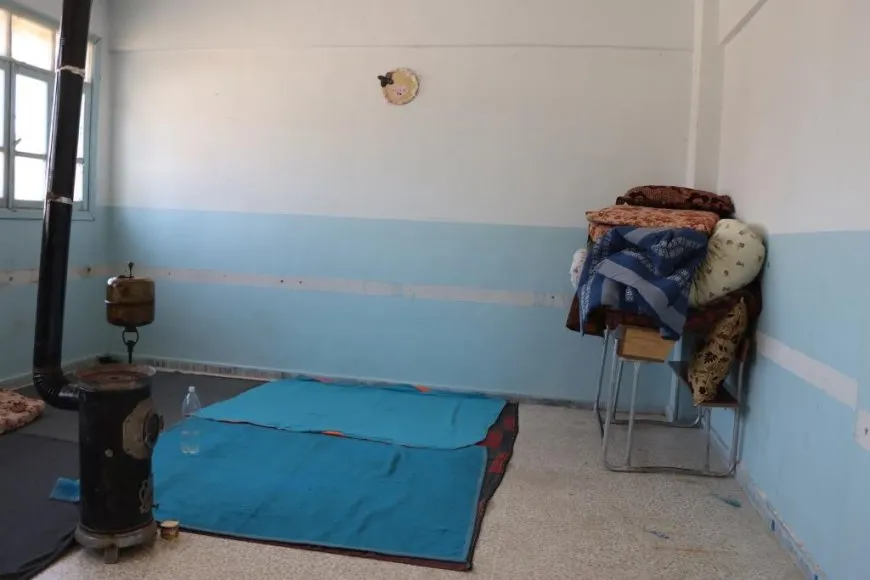 Li Reqayê piştgiriya koçberan dewam dike