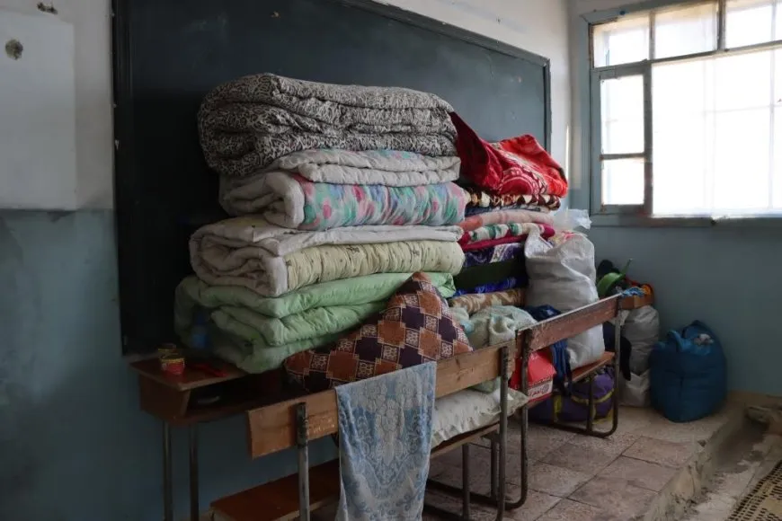 Li Reqayê piştgiriya koçberan dewam dike