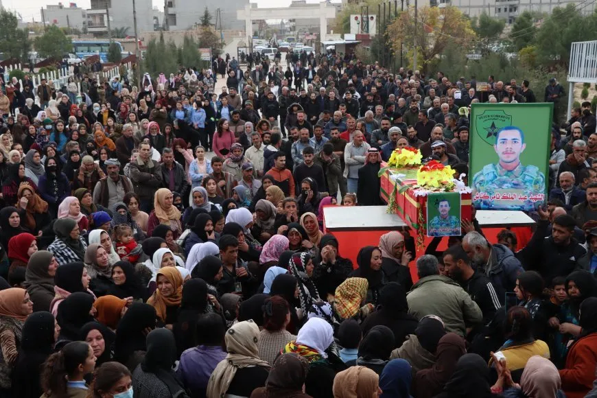 Cenazeyê şehîd Cano Qamişlo spartin axê