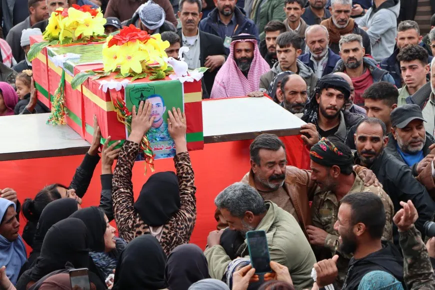 Cenazeyê şehîd Cano Qamişlo spartin axê