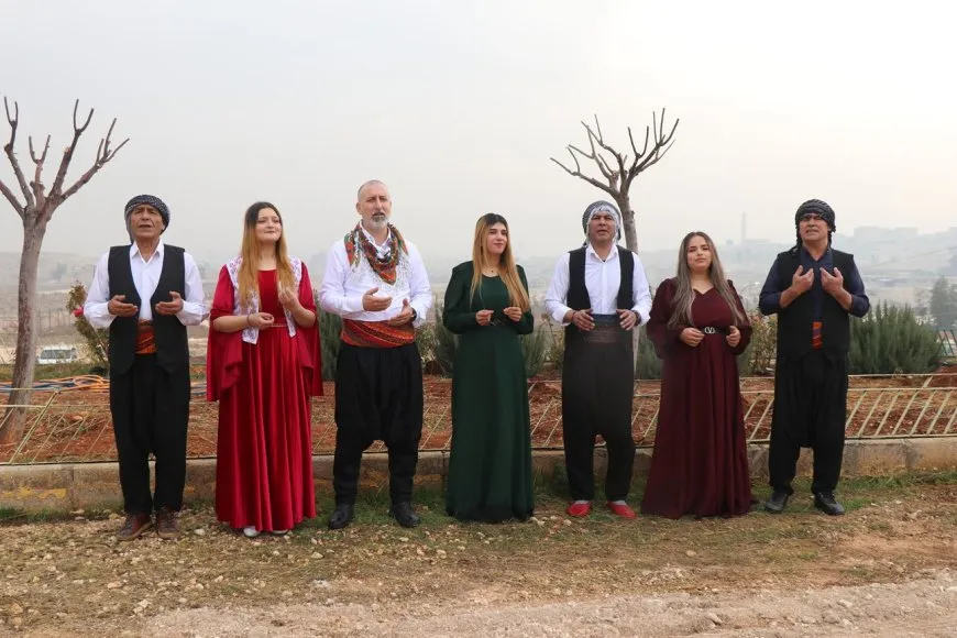 Hunermendên ji Helebê klîbeke nû çêdikin