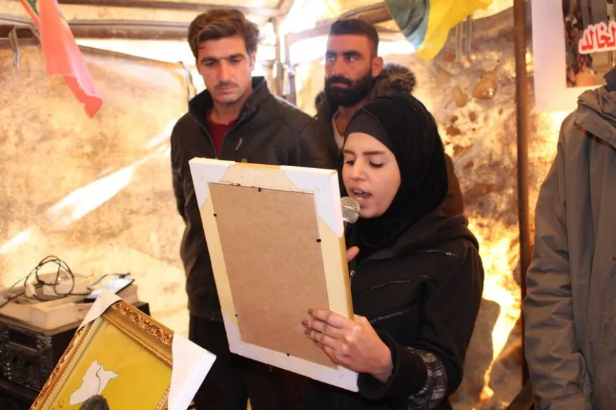 Xelkê Til Birakê sersaxî da malbata şehîd Fadî El Xalid