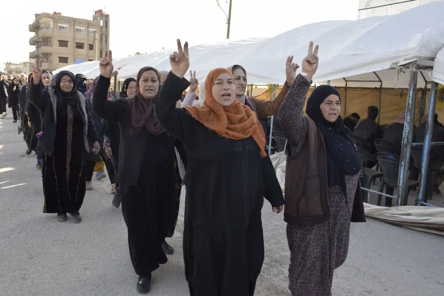 Sersaxî ji malbatên 6 şehîdan re hat xwestin