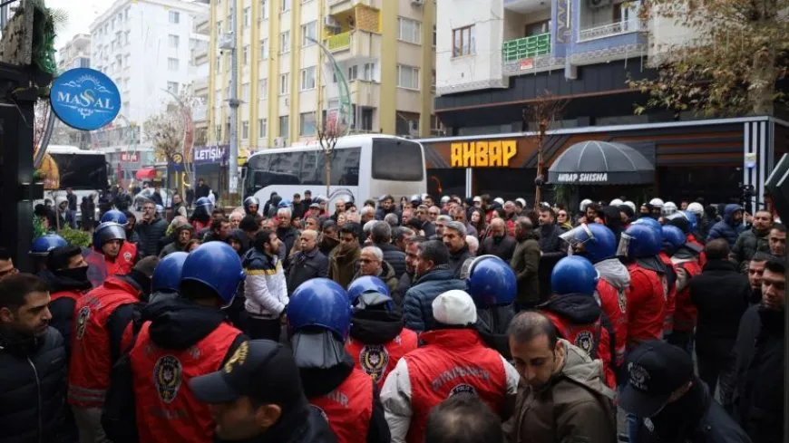 DFG-MKG: Çi dibe bila bibe em ê kamera û pênûsên wan li erdê nehêlin