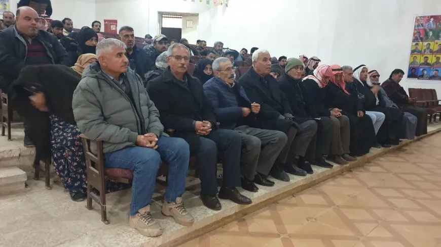 Rêveberiya Xweser geşedanên dawî ji xelkê Çilaxa re şîrove kirin