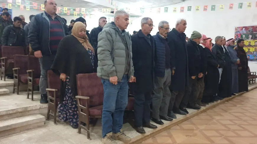 Rêveberiya Xweser geşedanên dawî ji xelkê Çilaxa re şîrove kirin
