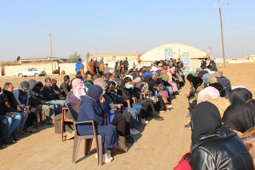 Xelkê Til Birakê sersaxî da malbata şehîd Yûsiv El Ilêwî
