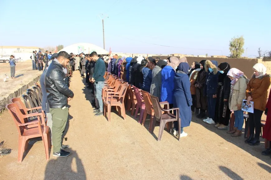Xelkê Til Birakê sersaxî da malbata şehîd Yûsiv El Ilêwî