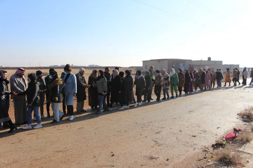Xelkê Til Birakê sersaxî da malbata şehîd Yûsiv El Ilêwî