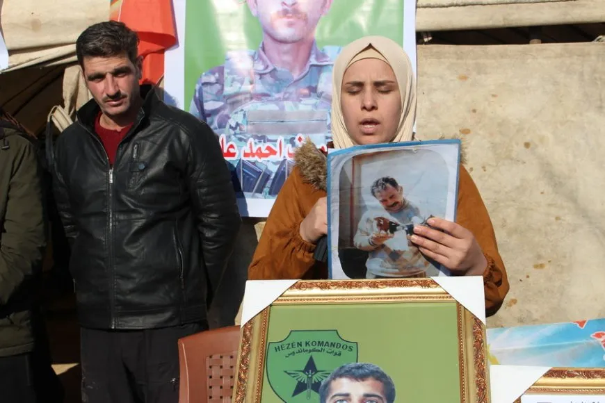Xelkê Til Birakê sersaxî da malbata şehîd Yûsiv El Ilêwî