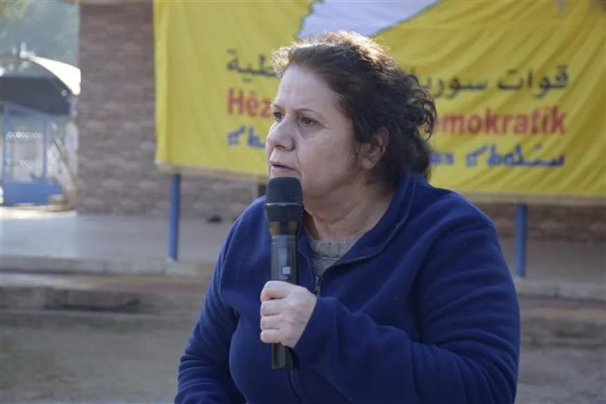 ˋEm bi vîna biratiya gelan û fikra Rêbertî li ber xwe didinˊ