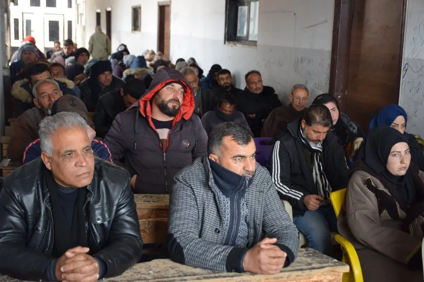 ˈDi pêvajoya heyî de hevgirtina gelan girîn eˈ