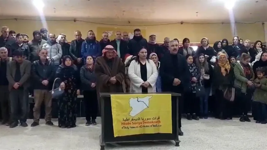 Şêniyên Dirbêsiyê: Li dijî êrişan em li pişt QSDˋê ne