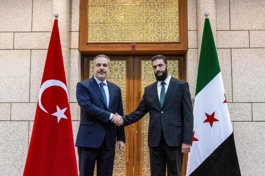 ˋHakan Fidan tenê ji bo tehrîkkirina li dijî QSDˋê serdana Şamê kiriyeˊ