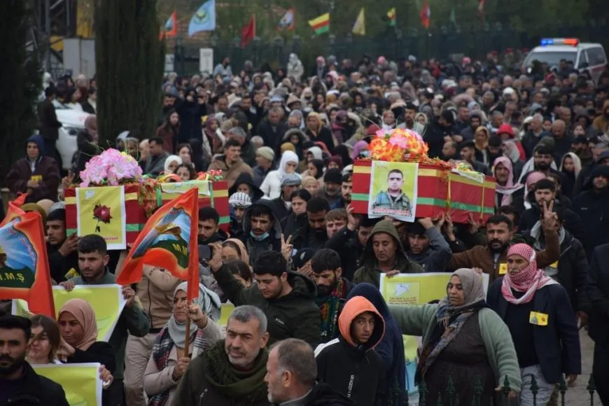 Cangoriyên berxwedana Sirînê bi girseyî hatin oxirkirin