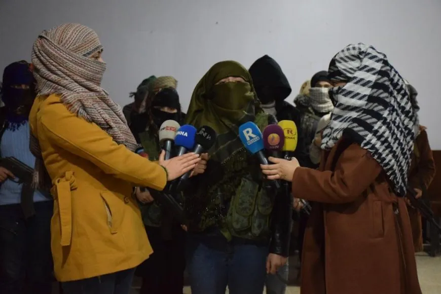 Kongra Star a Kobanê: Ji bo xwedîderketina li Kobanê em tev li seferberiyê dibin
