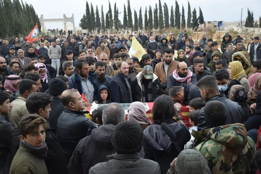 Şehîd Demhat Dirbêsiyê li Goristana Şehîd Rustem Cûdî hat oxirkirin