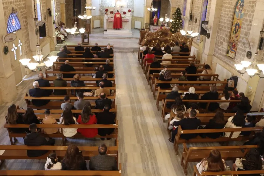 Bi lêxistina zengilan cejna Noelê hate pîrozkirin