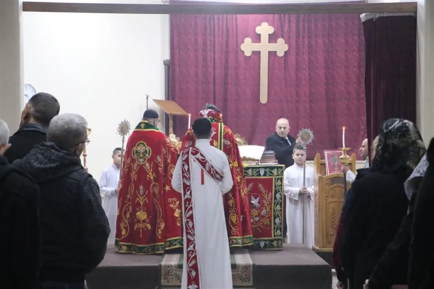 Xiristiyanên Hesekê rojbûna Îsa Mesîh pîroz kirin