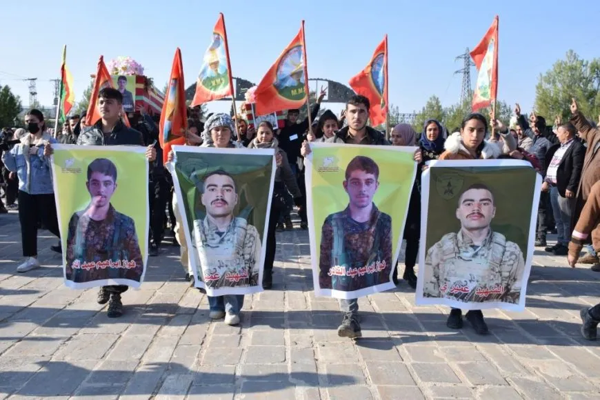 Li Kobanê 2 şehîd hatin oxirkirin